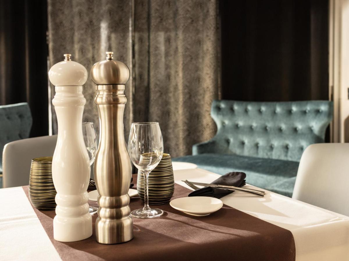 Le Regina Hotel Et Restaurant Canet-Plage Экстерьер фото